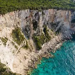 Βίλα Mandola Tzamarelata