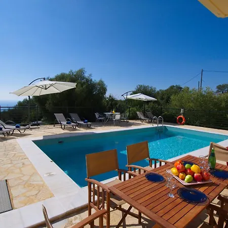 Mandola Villa Tzamarelata