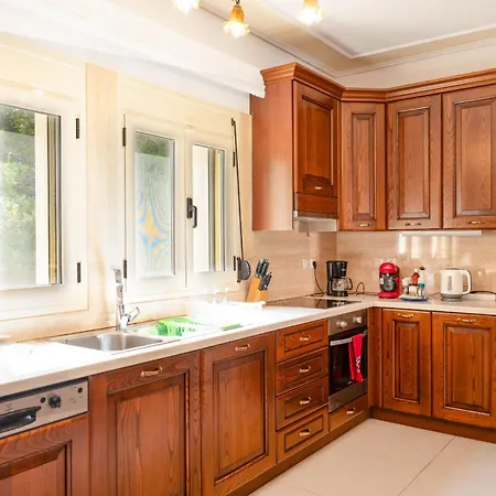 Mandola * Tzamarelata